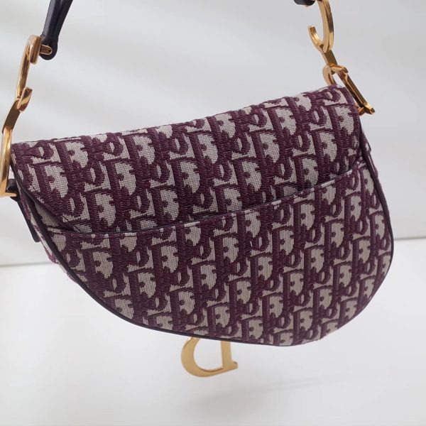 Buy Dior Large Oblique Saddle Bag @ $169.00
