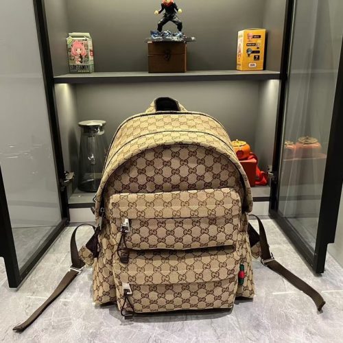 backpack with Gucci logo